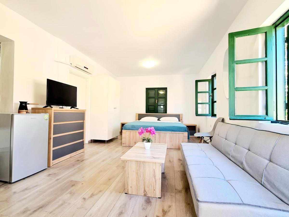 Piccolo Modern Suites Old Town Rhodes City Esterno foto