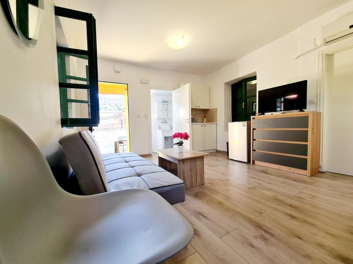 Piccolo Modern Suites Old Town Rhodes City Esterno foto