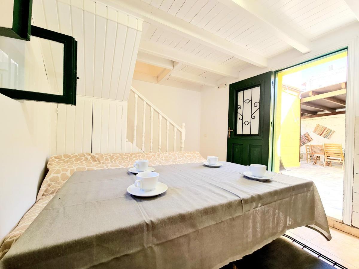 Piccolo Modern Suites Old Town Rhodes City Esterno foto